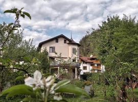 Villa Gartenblick, hotel sa Kufstein