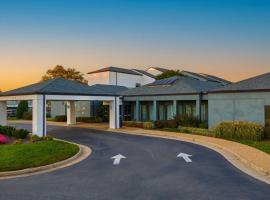 Courtyard by Marriott Fairfax Fair Oaks, hotel sa Fairfax