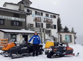 Rifugio "Mai Tardi", hotel en Madesimo