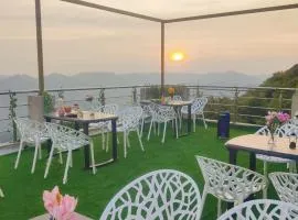 Hotel Le Belmont Mahabaleshwar