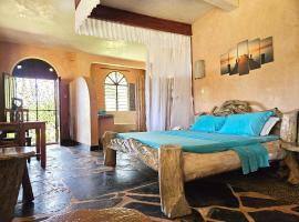 Room in Villa - Dolphin Suite 40 m2 in Villa 560 m2, Indian Ocean View، بيت ضيافة في Shimoni