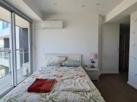 Spacious 3 bedroom, 2 washroom and 2 parking 5 min from train station