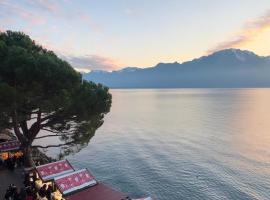 Montreux Riviera Suite Waterfront 3 Bedrooms Private Parking, lejlighed i Montreux