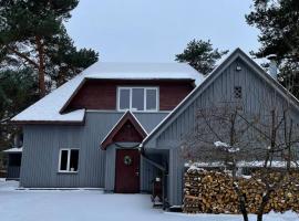 Brīvdienu māja Piejūras māja skandināvu stilā! Seaside scandi house! Lapmežciemā