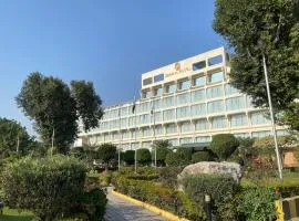 Peshawar Serena Hotel