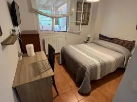 Habitación con baño privado