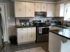 Cost Friendly Room In Brampton