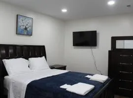 Unit 3 - Two bedroom condo with WiFi, AC in awesome Washington - Visit bitly link slash Nelson3