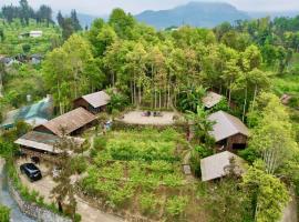 Anne House Bac Ha, hotel in Bắc Hà