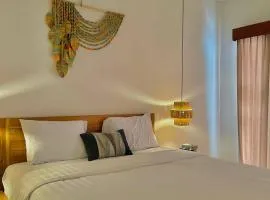 2 Bedroom Villa in Central Canggu - 5 minutes to Beach