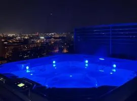 SkyLuxe Old Town Penthouse