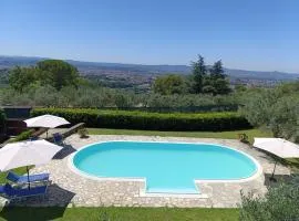 Appartamento con piscina in Villa