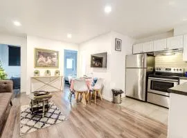 Cozy 2-Bedroom in Griffintown