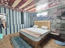 TEJAS HOMESTAY JUST 2 MINUTES from GOLDEN TEMPLE