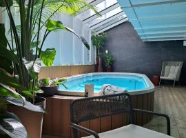 Hôtel Garrigae Villa La Florangerie - SPA & Piscine、ストラスブールのホテル