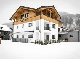 Zeitlos Apartments Flachau