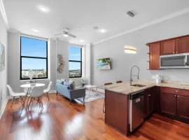 Exclusive 1 Br Flat W Rooftop Pool Deck & Gym