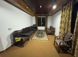 Mall View Residency Kashmir Point, hotel in Murree