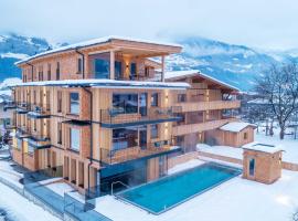 Appartement Zillertal Klee mit Restaurant KleemenTine, ξενοδοχείο σε Ried im Zillertal