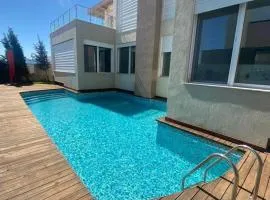 Villa luxueuse avec piscine