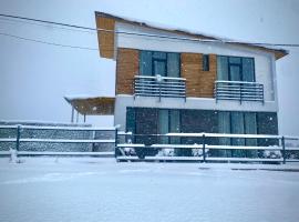 Cottage Marta Sadgeri, hotel sa Borjomi