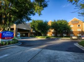 Fairfield Inn & Suites Jacksonville Airport, hôtel à Jacksonville