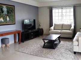 Swan Boutique Apartment, hotel sa Tamuning