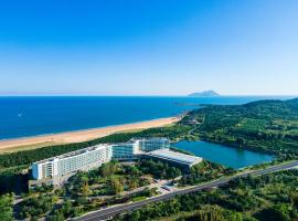 Wyndham Grand Qingdao, hotell i Huangdao