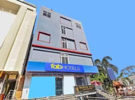 FabExpress Broholic Suites - Nr JNTU - Jawaharlal Nehru Technological University