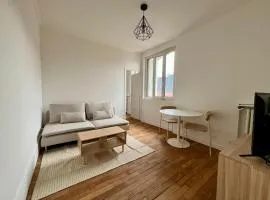 Appartement cosy à 2 min de la gare d'Aulnay sous bois