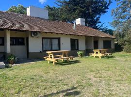 Claro de luna, hotel in Villa Gesell