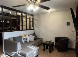 Bonita Casa Capri 5 m del consulado – hotel w mieście Ciudad Juárez