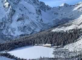 Horský Hotel Popradské Pleso, hotel a Štrbské Pleso