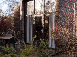 Tiny House Mayu - Veluwe Airco 4 persons，阿納姆的飯店