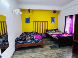 Raj Home stay, hotel di Madikeri