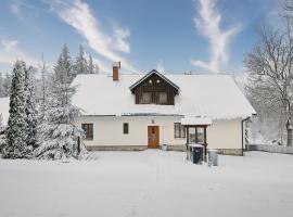 Chata Zahálka Ramzová, hotel a Ostružná