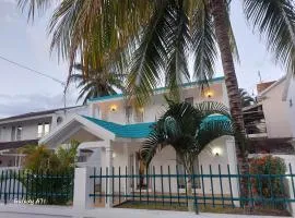 Holiday Home close to the BEACH