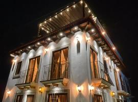 Habitación Grande de lujo en Antigua Guatemala, hotel di Antigua Guatemala