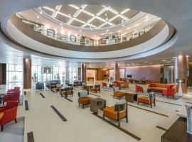 Four Points by Sheraton Al Ain: El Ayn şehrinde bir otel