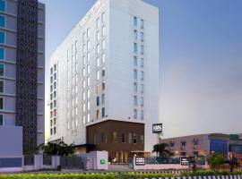 Four Points by Sheraton Chennai OMR، فندق في Old Mahabalipuram Road، تشيناي