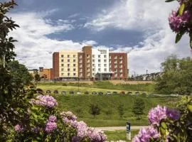 Fairfield Inn & Suites by Marriott Pittsburgh North/McCandless Crossing