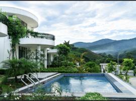 3BR Lake View Ivory Hoa Binh Villa, villa sihtkohas Rống Vong