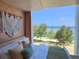 Seasera Home 3BR Beachfront