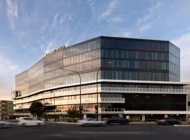 Crowne Plaza Adelaide Mawson Lakes, an IHG Hotel