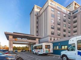 Comfort Inn & Suites Logan International Airport, hotelli kohteessa Revere