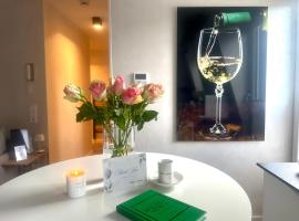 Modern Elegance in historical City Center, hotel em Trier