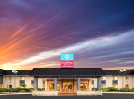 SureStay Plus Hotel by Best Western McGuire AFB Jackson, khách sạn ở Cookstown