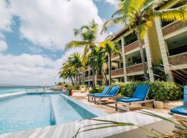 The Bellafonte - Luxury Oceanfront Hotel, haustierfreundliches Hotel in Kralendijk