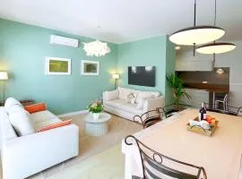 Abbott apartment - 1 min from the beach - 100m2 - sleeps 8