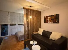 Apartman Eleni